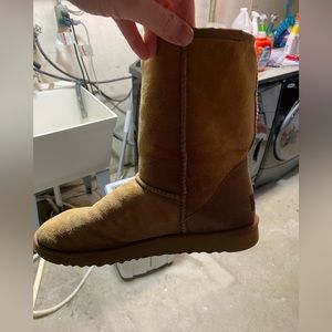 Vintage Ugg classic short
